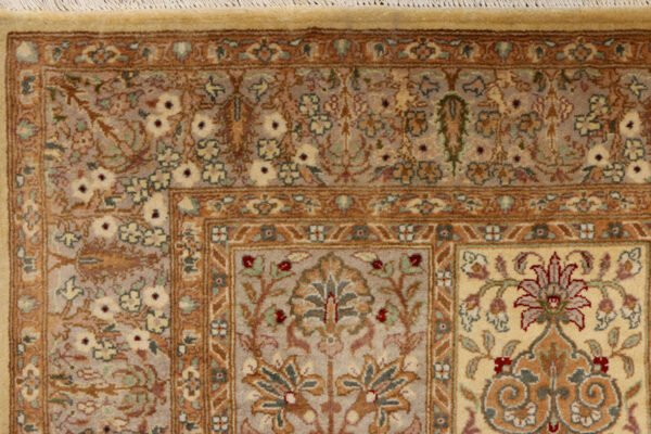 Tan Bakhtiar 4' 1 x 6' 5 - SKU 37674