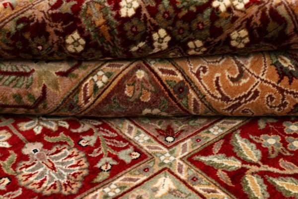 Maroon Bakhtiar 4' x 6' 1 - SKU 37679