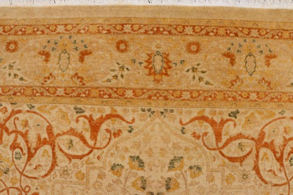 Navajo White Kirman 6' x 9' 1 - SKU 37701